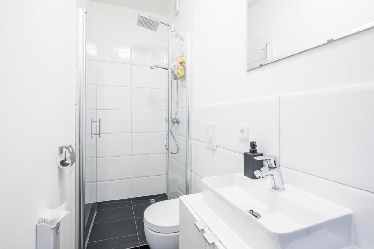 Charming Apartment In Prime Location Hamburgo Exterior foto